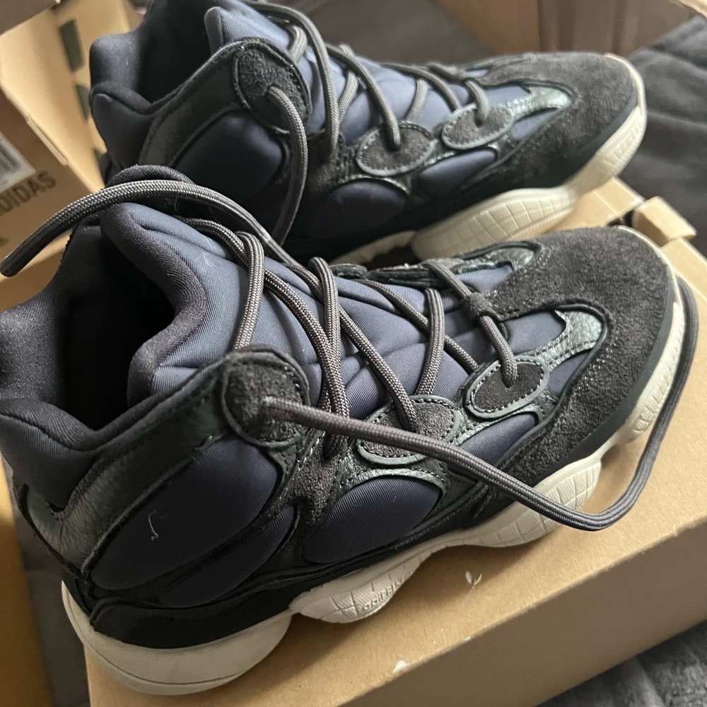 Yeezy boost 500 size 6